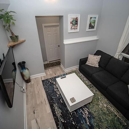 Brand New 1 Bedroom Centrally Located Hamilton Dış mekan fotoğraf